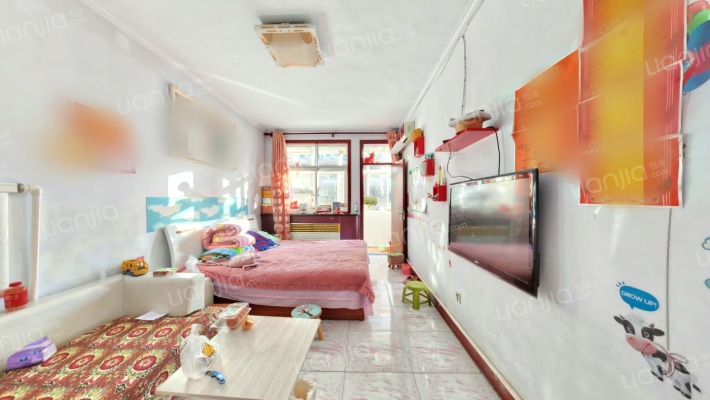 收割机厂家属楼（西南）二手房实景图