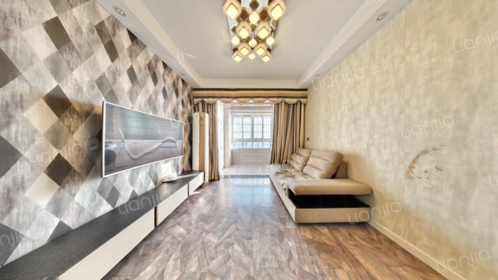 中环湖滨公馆二手房实景图