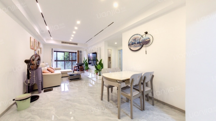 金科天元道一期二组团二手房实景图