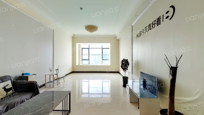 恒大广场二手房实景图