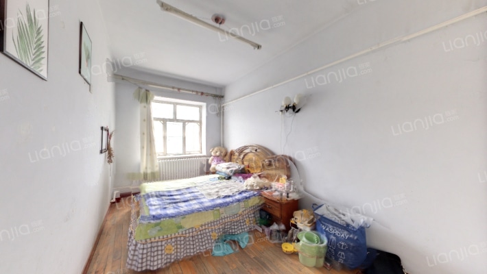 春草小区二手房实景图