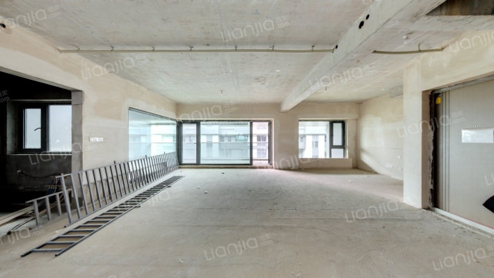 招商央玺二手房实景图