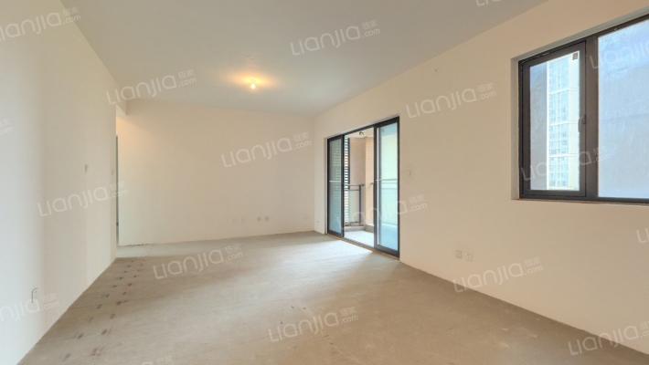 和信孔雀天成二手房实景图