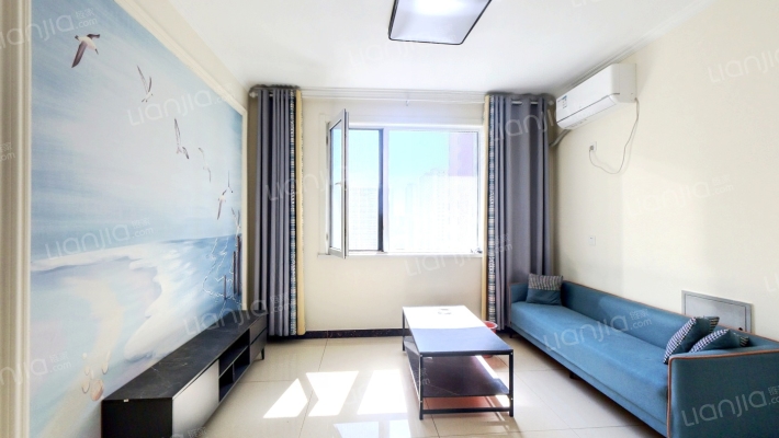 强舜铭铖 1室1厅 东-客厅