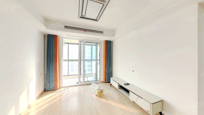 卓越景枫蔚蓝郡二手房实景图