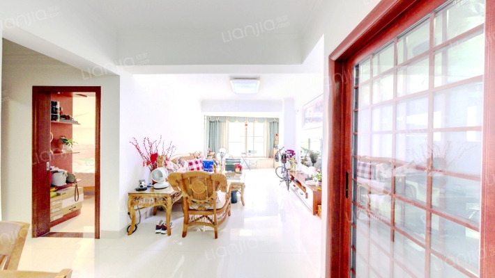 东坪花园一期二手房实景图