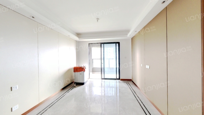 融创·翰江府二手房实景图