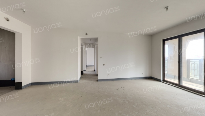 新城·悦隽花园二手房实景图