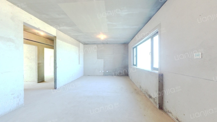 雷诺阿花园二手房实景图