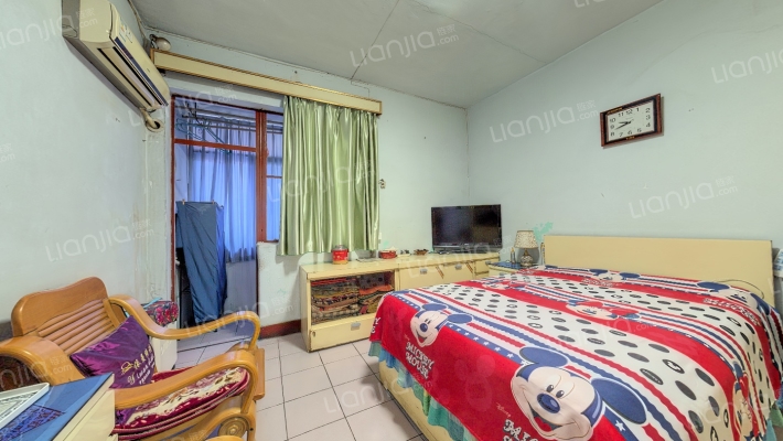 八二宿舍二区二手房实景图