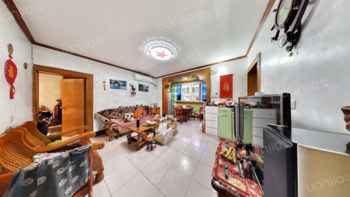 泰山新城桂花苑二手房实景图