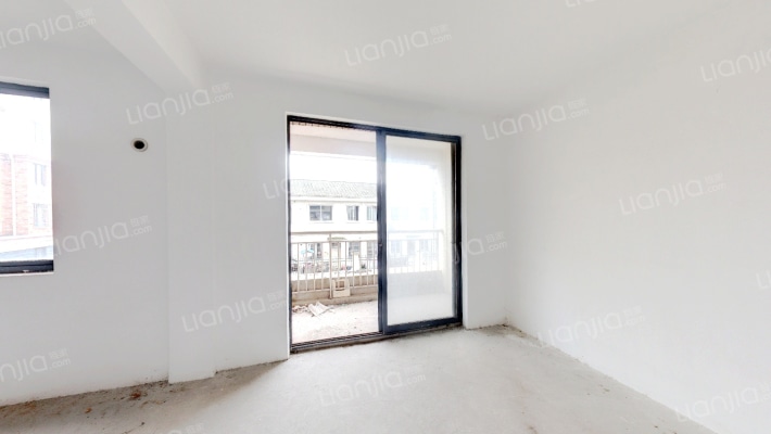 洞欣家园B区二手房实景图