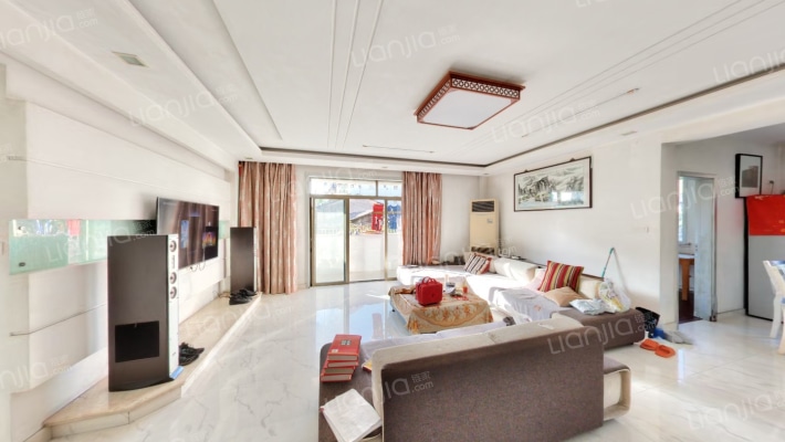 雪山公寓二手房实景图