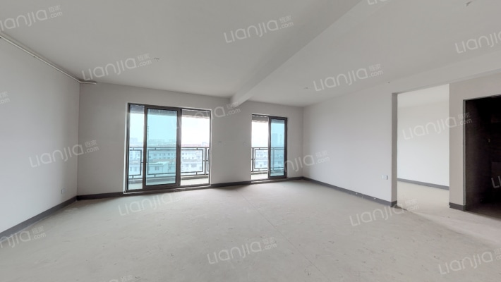 绿城金茂春澜璟园二手房实景图