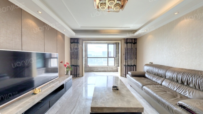 坤杰·拉菲香榭二手房实景图