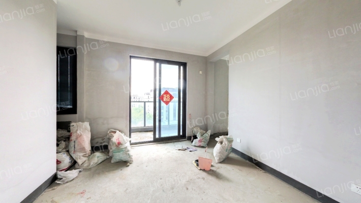 融创惠山映二区二手房实景图