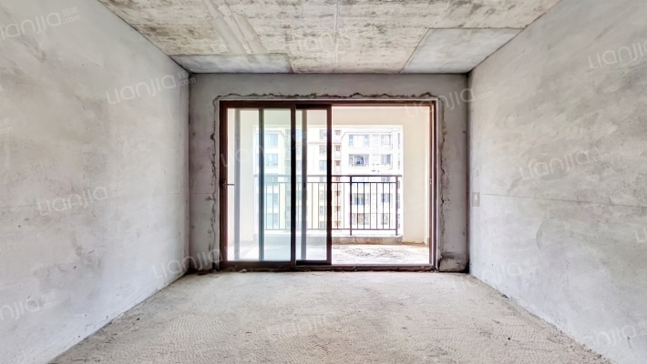 龙光普罗旺斯二手房实景图