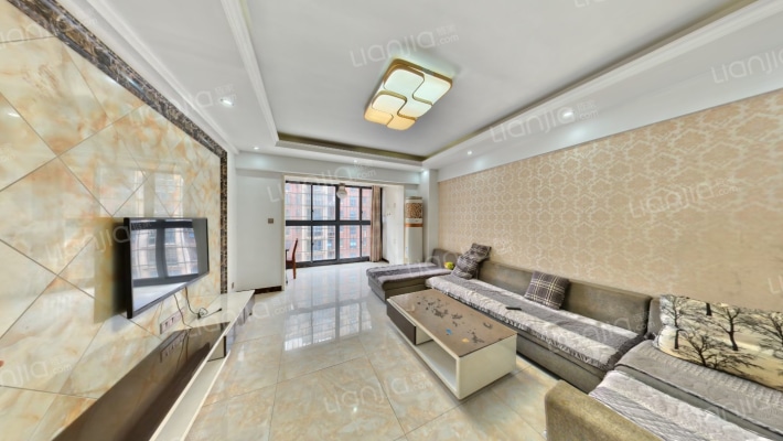 水岸天际二手房实景图