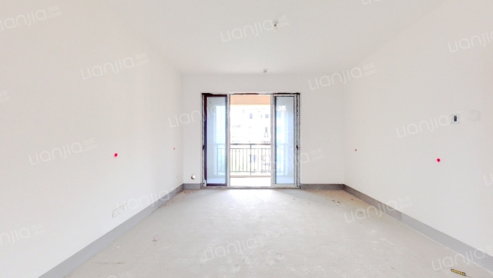 隆鑫盛世普天二手房实景图