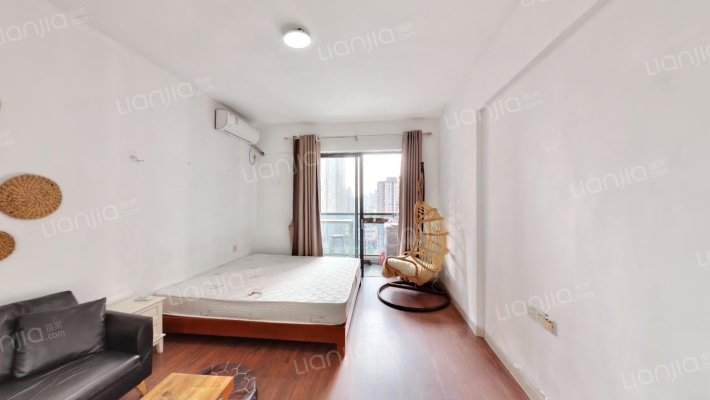 铂林国际公寓二手房实景图