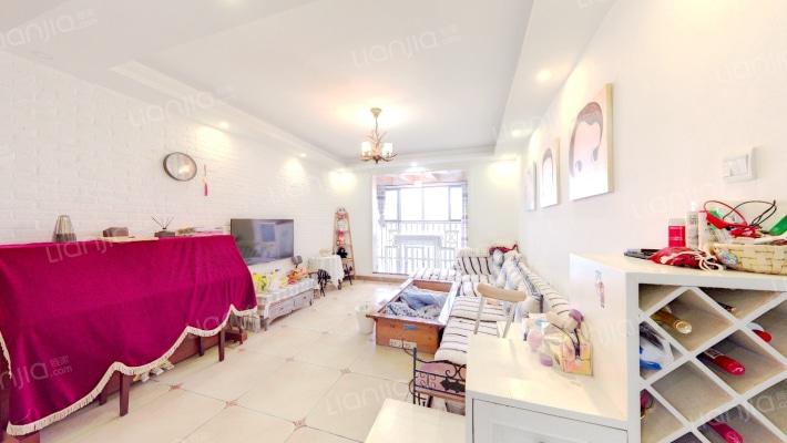 翡翠云天二手房实景图