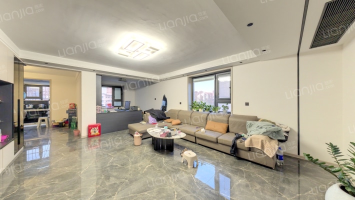 金威商住楼二手房实景图