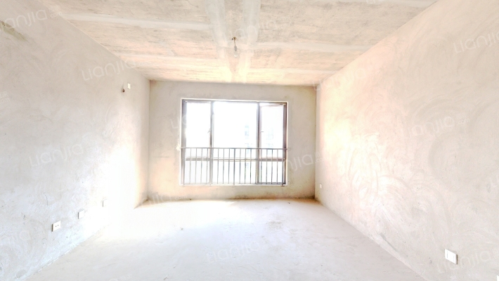 艺术家园区C区二手房实景图