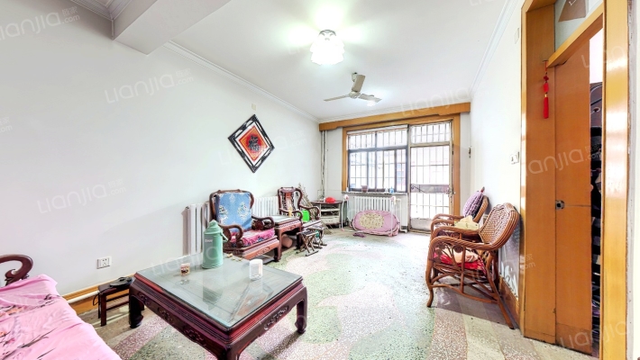 老烟草公司宿舍二手房实景图