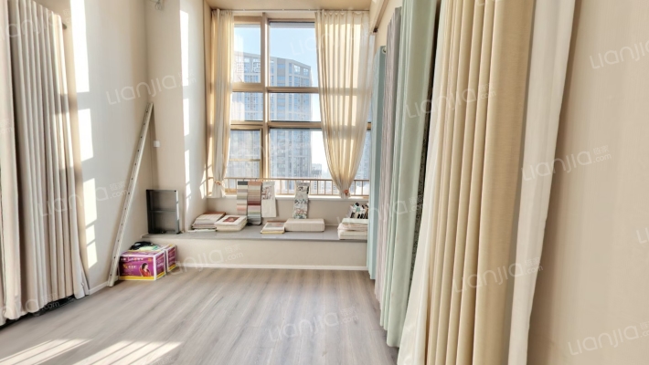 济南远大购物广场二手房实景图