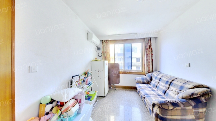 上陡门十二组团东小区二手房实景图