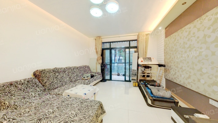 东方莱茵二手房实景图