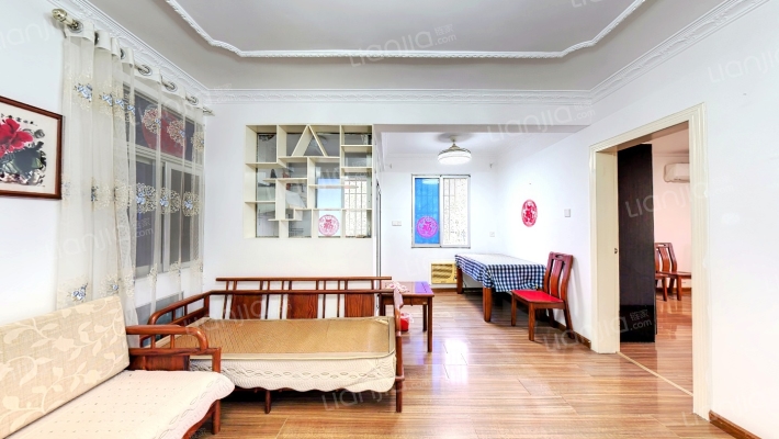 省税务宿舍二手房实景图