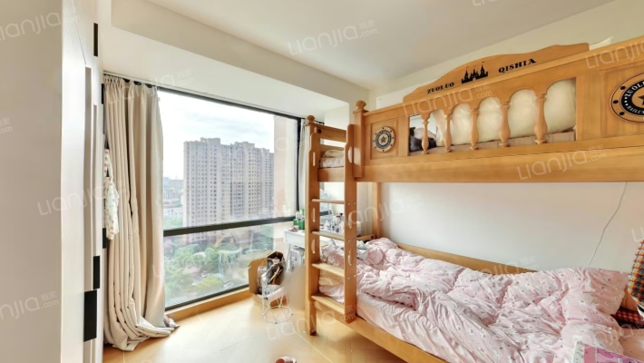 粤秀名邸二手房实景图
