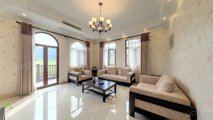 龙熙温泉庄园二手房实景图