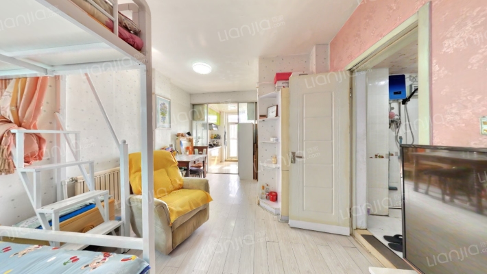 骏腾名苑二手房实景图