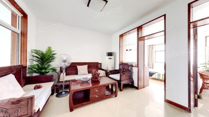 鸿基花园(奎文区)二手房实景图