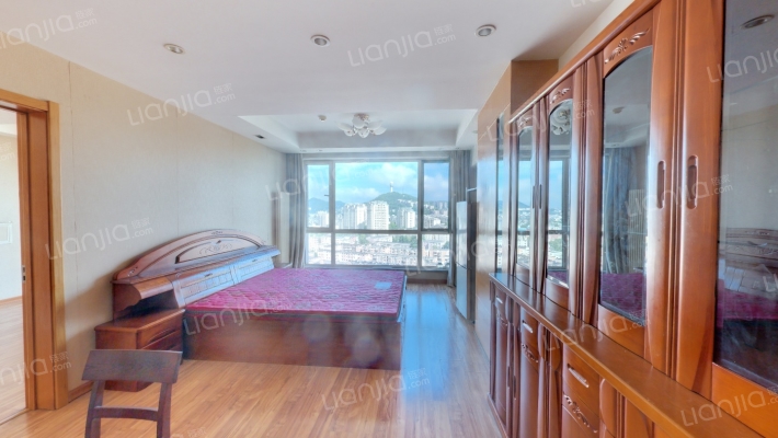 伊景华园二手房实景图