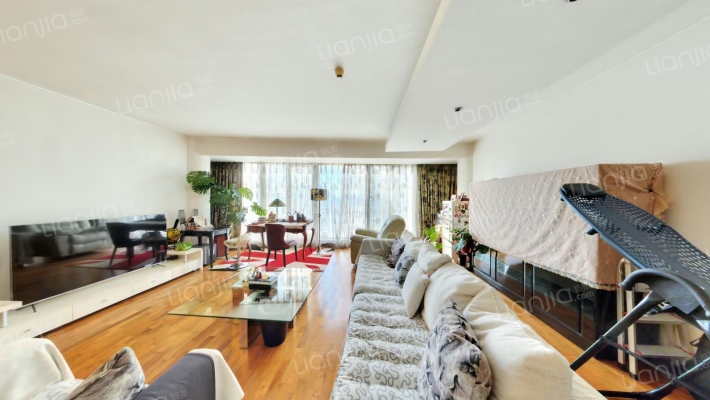 旺座中心公寓二手房实景图