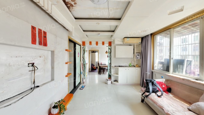 双排公寓二手房实景图