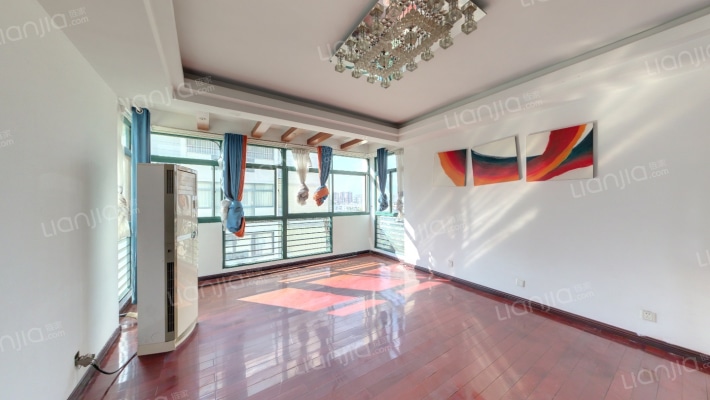 月泉花城二手房实景图