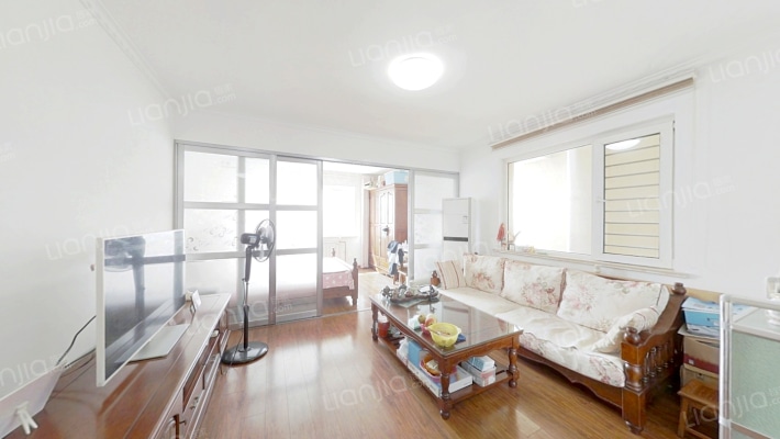 虎山花苑C区二手房实景图