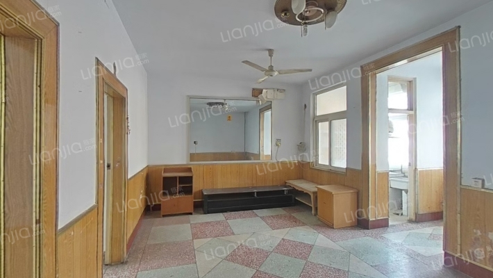 汽配家属院二手房实景图