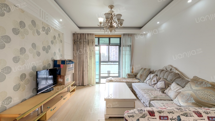 绿地集团梵顿公馆二手房实景图