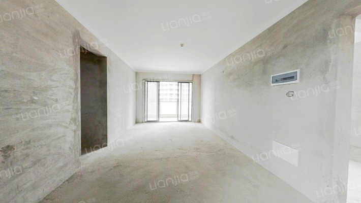 纯水岸二手房实景图