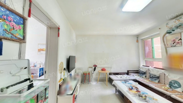 汇美·春江苑小区二手房实景图