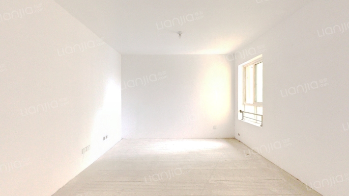 建投金秋苑A区二手房实景图