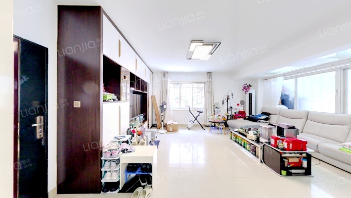 集美花园东区二手房实景图