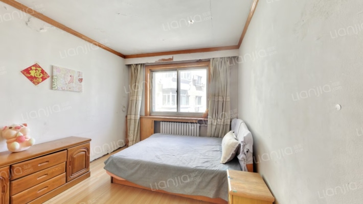 新发小区C区二手房实景图