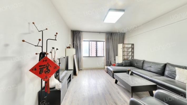 长江日报宿舍二手房实景图