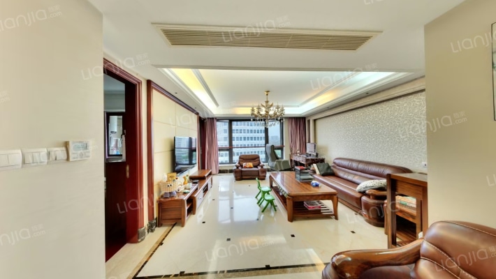 荣合公馆二手房实景图